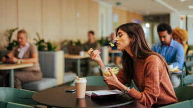 O que influencia a decisão do consumidor na hora de escolher onde comer? 