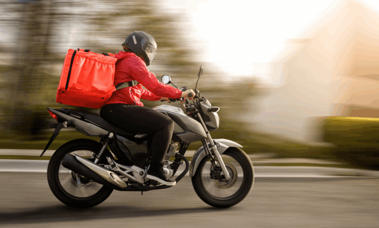 Enquanto o food service discute taxas de delivery, o verdadeiro risco está na disputa por gente